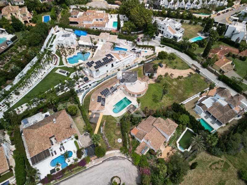 Chalet de 4 habitaciones en New Golden Mile en venta con garaje - 2.950.000 € (Ref: 9954187)