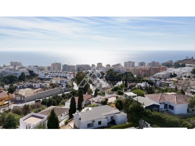 4 soverom Villa til salgs i Fuengirola med garasje - € 1 000 000 (Ref: 9954188)