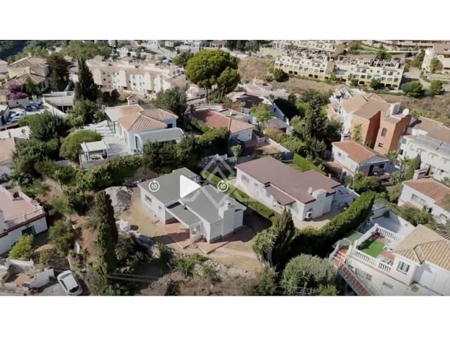 4 soverom Villa til salgs i Fuengirola med garasje - € 1 000 000 (Ref: 9954188)