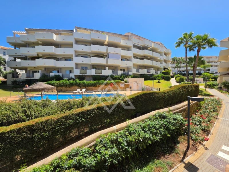 3 chambre Appartement à vendre à Marbella avec garage - 450 000 € (Ref: 9957922)