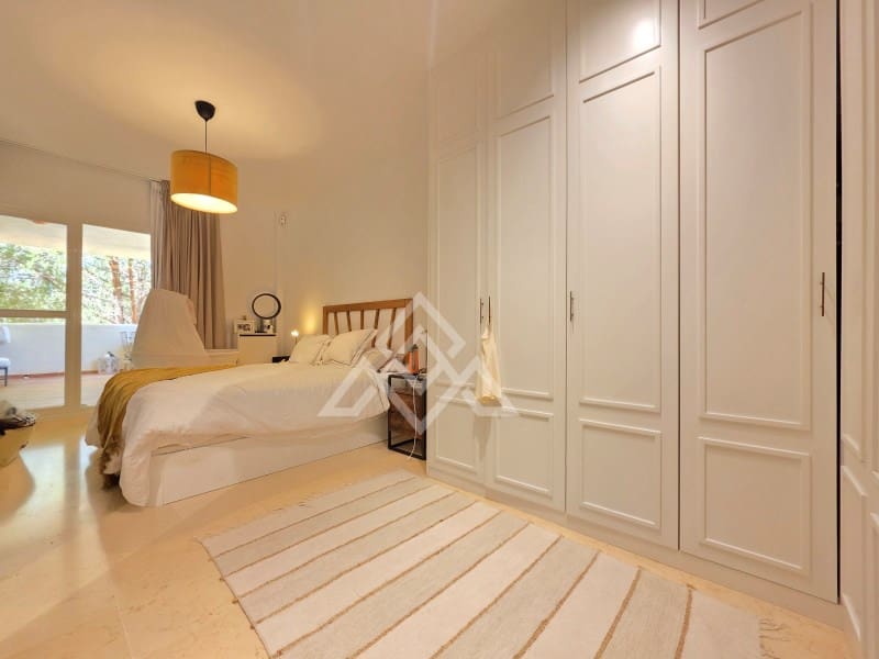3 chambre Appartement à vendre à Marbella avec garage - 450 000 € (Ref: 9957922)