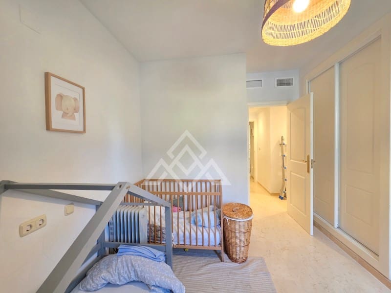 3 chambre Appartement à vendre à Marbella avec garage - 450 000 € (Ref: 9957922)