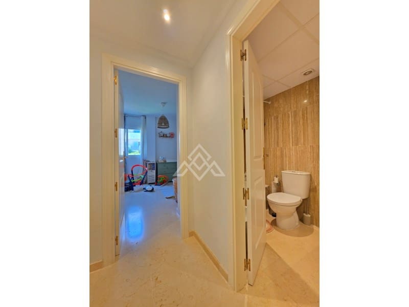 3 chambre Appartement à vendre à Marbella avec garage - 450 000 € (Ref: 9957922)