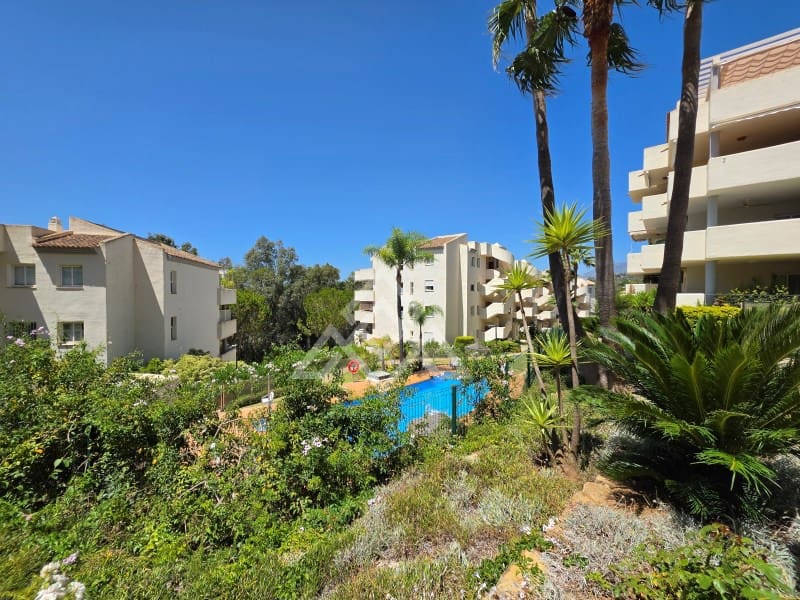 3 chambre Appartement à vendre à Marbella avec garage - 450 000 € (Ref: 9957922)