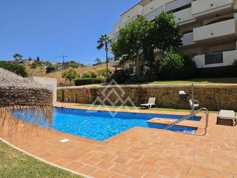 3 chambre Appartement à vendre à Marbella avec garage - 450 000 € (Ref: 9957922)