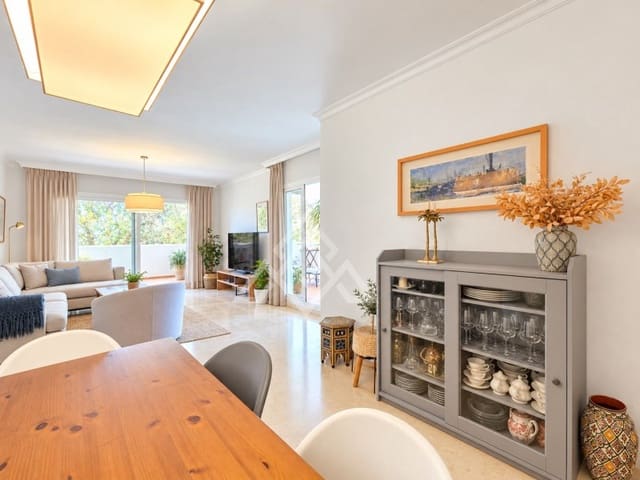 3 soverom Leilighet til salgs i Elviria - Cabopino, Marbella med garasje - € 435 000 (Ref: 9957922)
