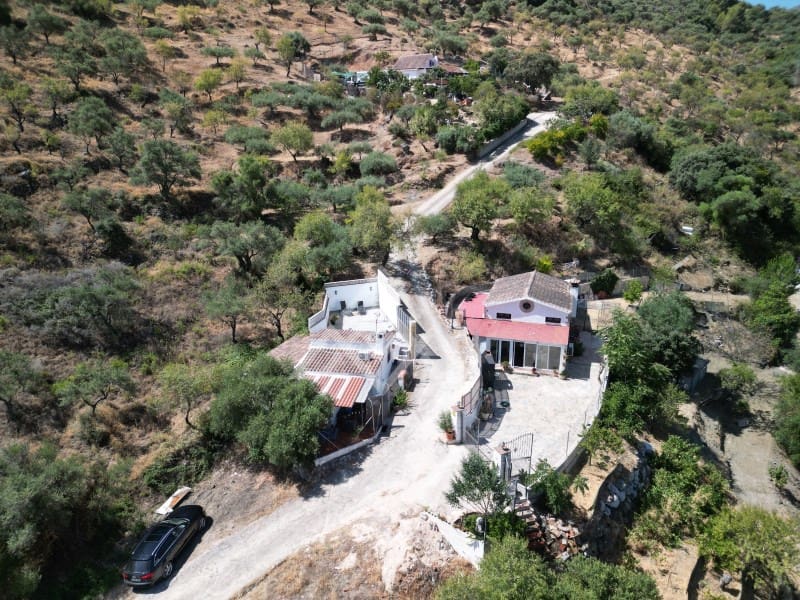4 slaapkamer Finca/Landhuis te koop in Monda met garage - € 330.000 (Ref: 9962598)