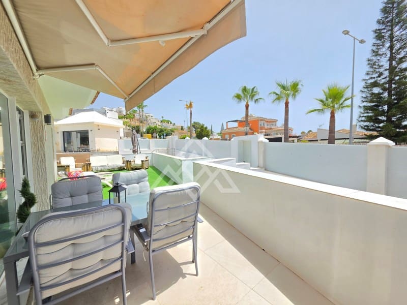 7 bedroom Villa for sale in Riviera del Sol with pool garage - € 1,550,000 (Ref: 9973260)