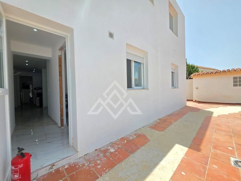 7 bedroom Villa for sale in Riviera del Sol with pool garage - € 1,550,000 (Ref: 9973260)