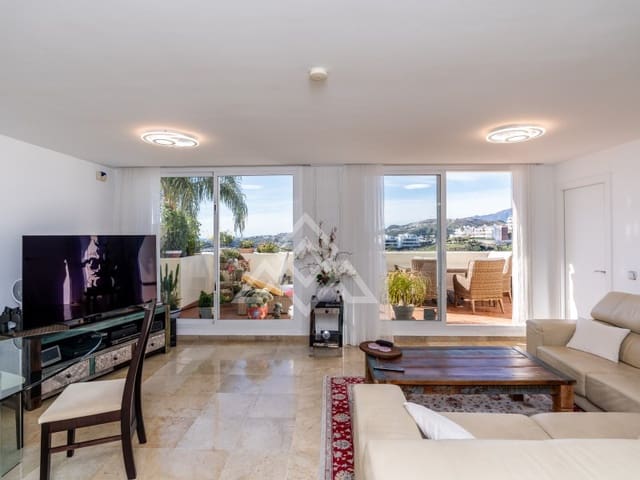 3 soverom Leilighet til salgs i Los Arqueros - Puerto del Almendro, Benahavís med garasje - € 529 000 (Ref: 9975265)