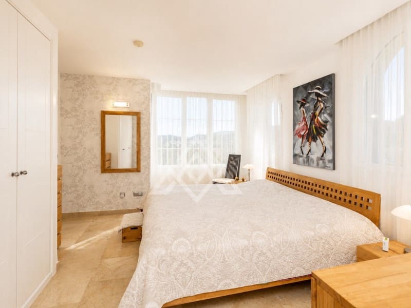 3 quarto Apartamento para venda em Benahavis com garagem - 529 000 € (Ref: 9975265)