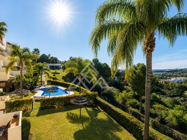 3 Zimmer Apartment zu verkaufen in Los Arqueros - Puerto del Almendro, Benahavís mit Garage - 529.000 € (Ref: 9975265)