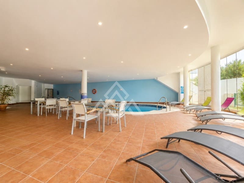 3 quarto Apartamento para venda em Benahavis com garagem - 529 000 € (Ref: 9975265)