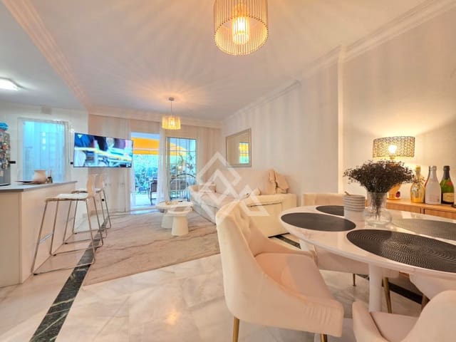 2 soveværelse Lejlighed til salg i Golden Mile, Marbella med garage - € 455.000 (Ref: 9990648)