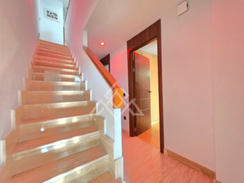 3 slaapkamer Penthouse te koop in Mijas met zwembad garage - € 519.000 (Ref: 9990649)