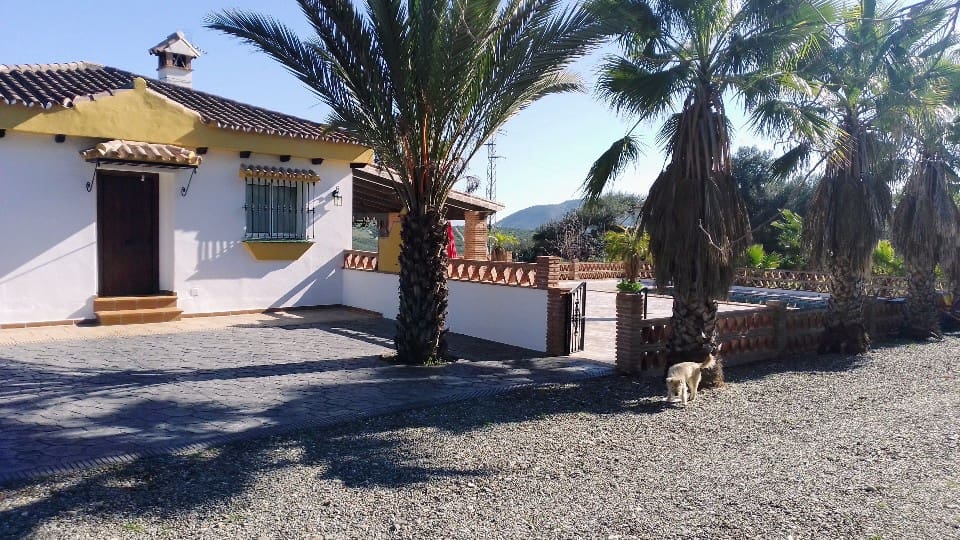 3 soveværelse Finca/Landehus til salg i Coin med swimmingpool garage - € 499.000 (Ref: 7459470)