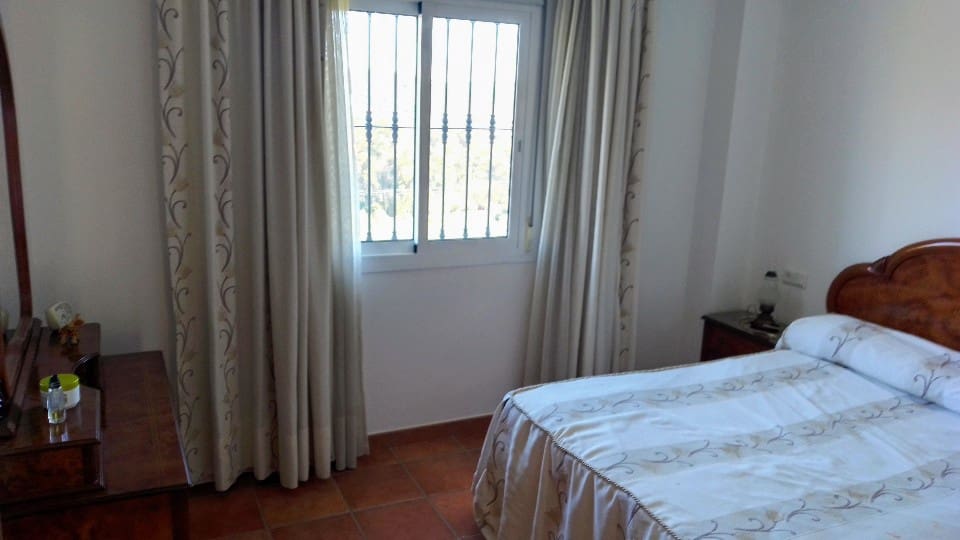 3 soveværelse Finca/Landehus til salg i Coin med swimmingpool garage - € 499.000 (Ref: 7459470)