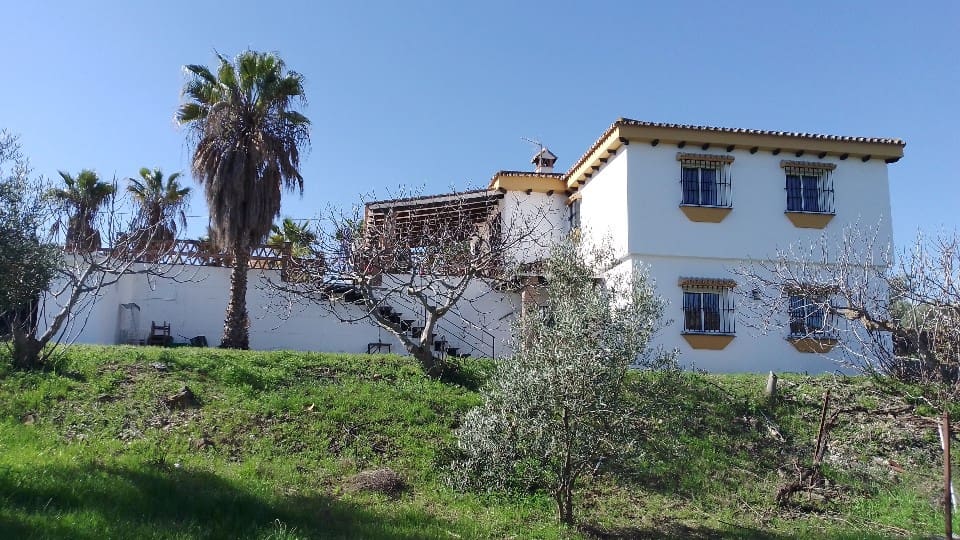 3 soveværelse Finca/Landehus til salg i Coin med swimmingpool garage - € 499.000 (Ref: 7459470)