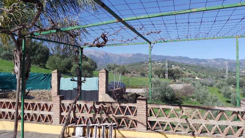 3 soveværelse Finca/Landehus til salg i Coin med swimmingpool garage - € 499.000 (Ref: 7459470)