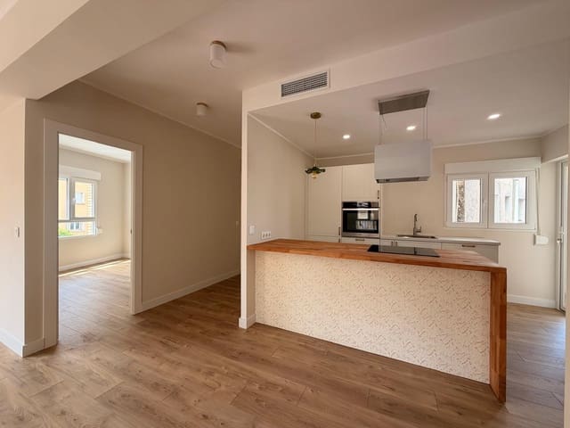 3 bedroom Flat for sale in Centro Urbano, Dénia - € 239,000 (Ref: 10021199)