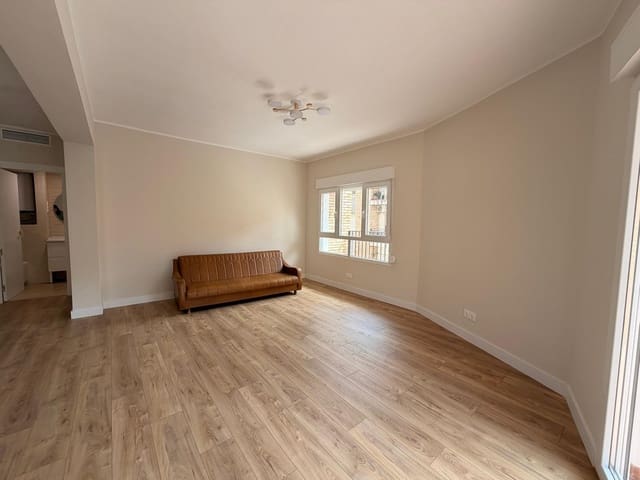 3 bedroom Flat for sale in Centro Urbano, Dénia - € 239,000 (Ref: 10021199)