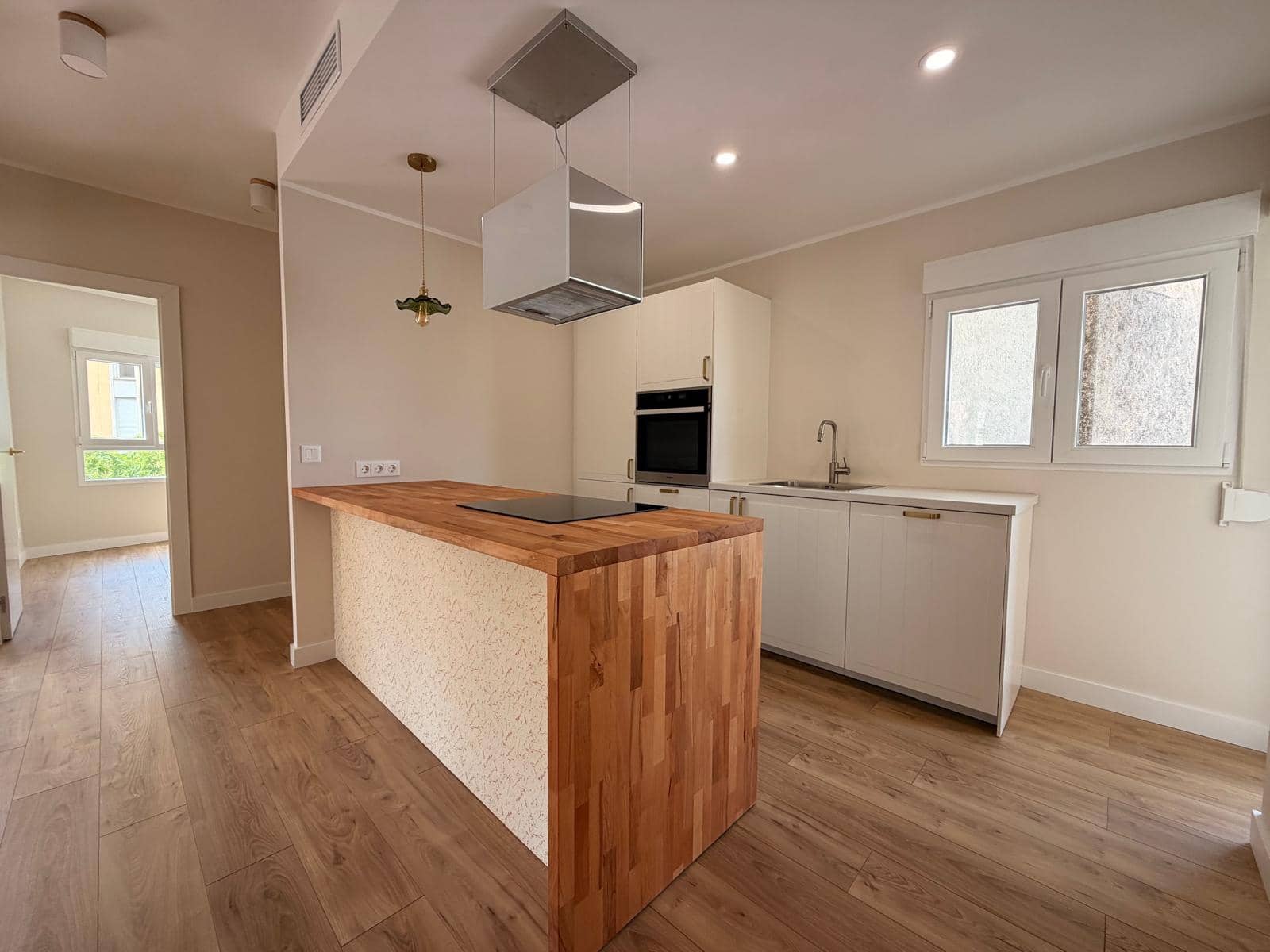 3 bedroom Flat for sale in Denia - € 239,000 (Ref: 10021199)