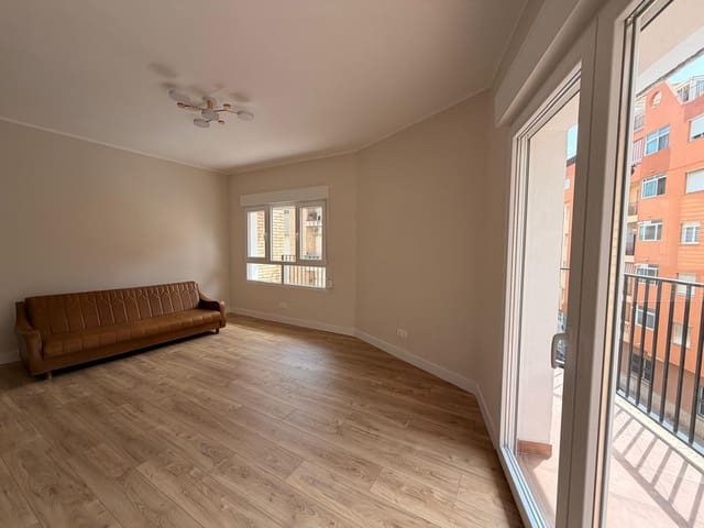3 bedroom Flat for sale in Centro Urbano, Dénia - € 239,000 (Ref: 10021199)