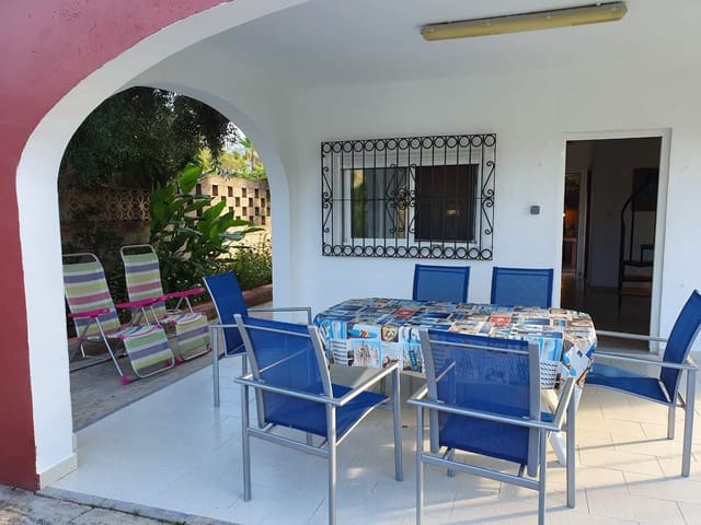 3 slaapkamer Villa te koop in Dénia met garage - € 540.000 (Ref: 10080059)