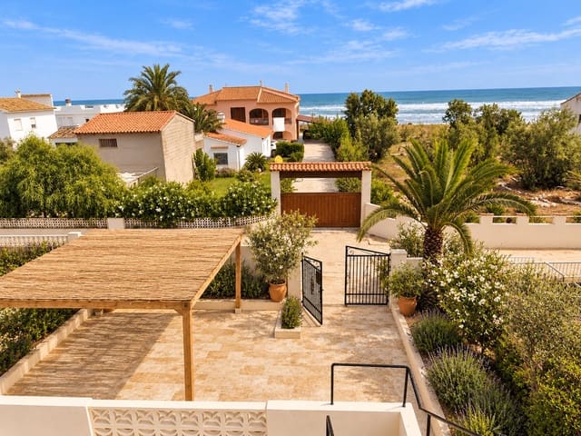 3 soveværelse Villa til salg i Dénia med garage - € 540.000 (Ref: 10080059)