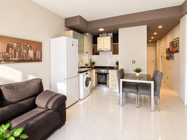 1 makuuhuone Yksiö myytävänä paikassa Centro Urbano, Dénia - 165 000 € (Ref: 10111857)