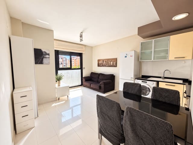 1 makuuhuone Yksiö myytävänä paikassa Centro Urbano, Dénia - 165 000 € (Ref: 10111857)