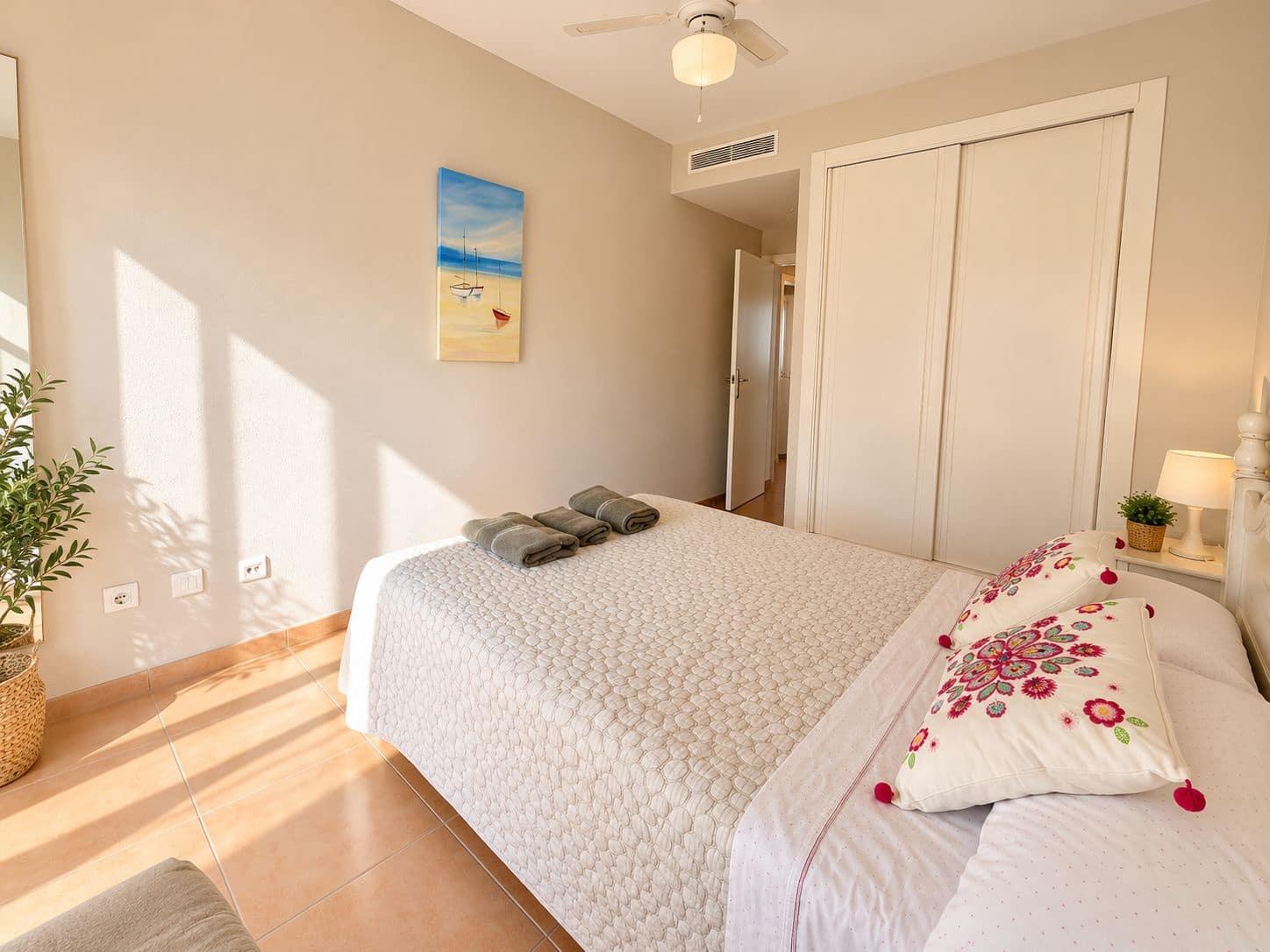 2 bedroom Apartment for sale in Denia with pool garage - € 299,000 (Ref: 10160094)