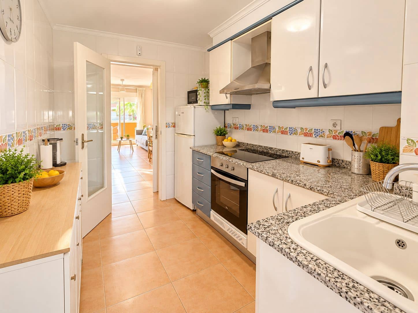 2 bedroom Apartment for sale in Denia with pool garage - € 299,000 (Ref: 10160094)