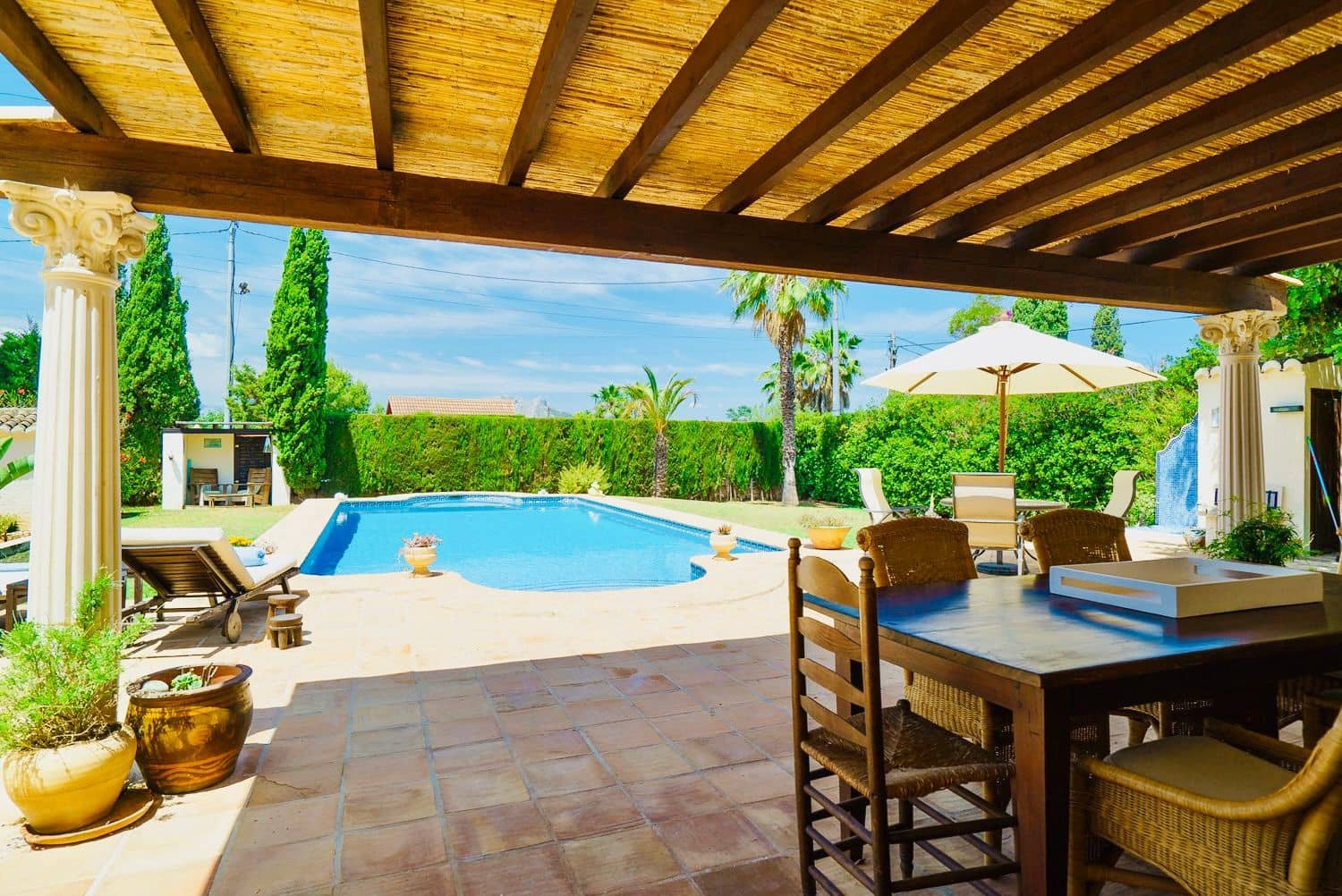 Chalet de 3 habitaciones en Dénia en venta con piscina garaje - 715.000 € (Ref: 7875492)