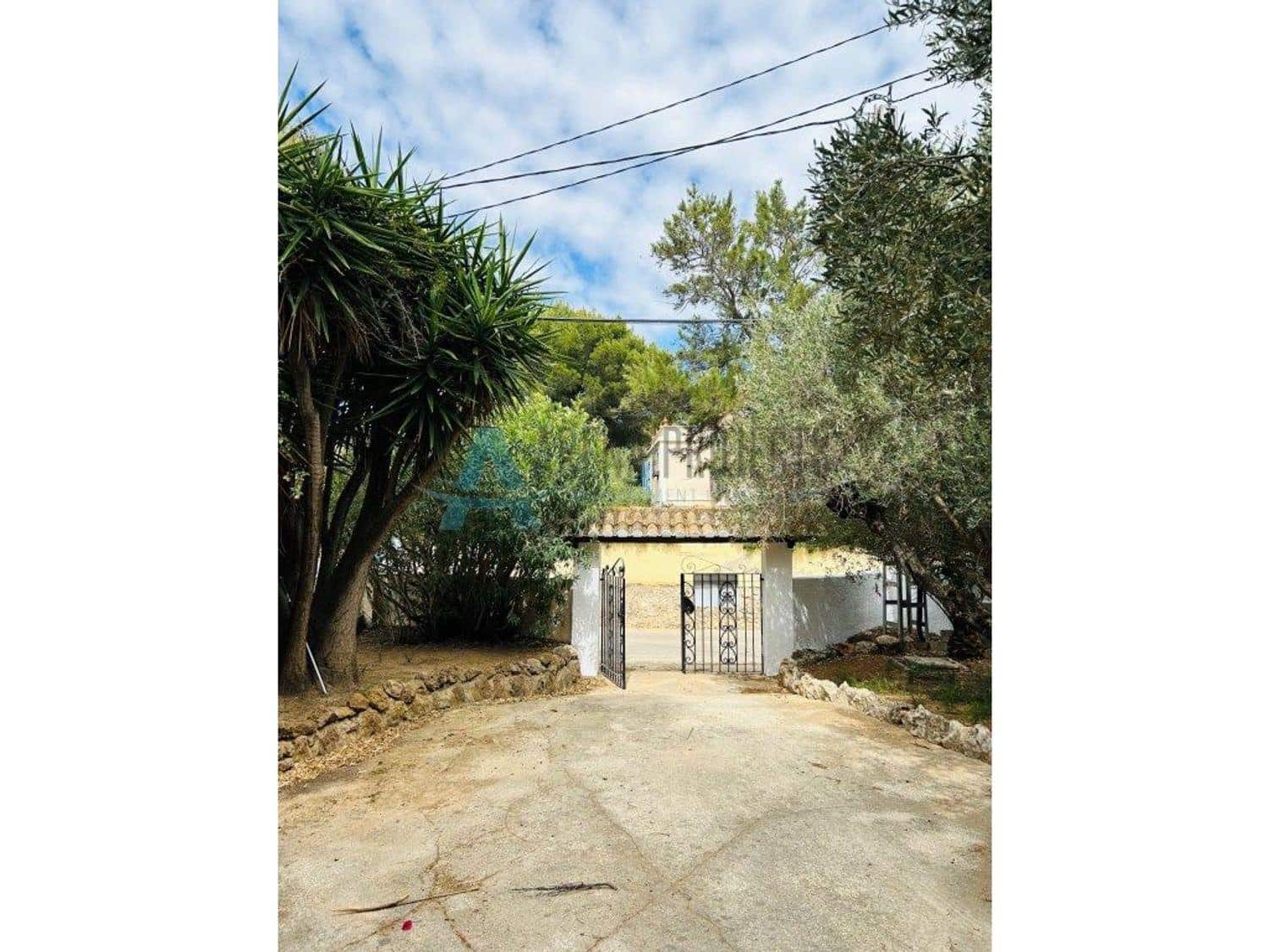 3 bedroom Villa for sale in Denia - € 795,000 (Ref: 7875508)