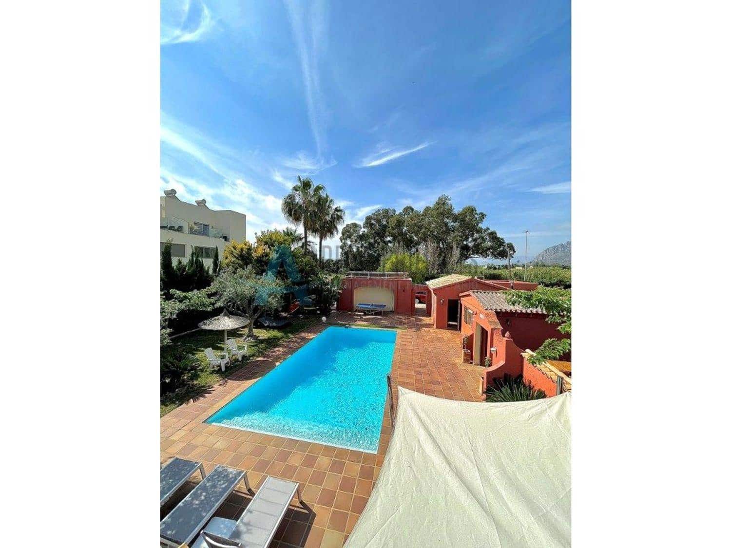 5 bedroom Villa for sale in Denia with pool - € 1,050,000 (Ref: 7935811)