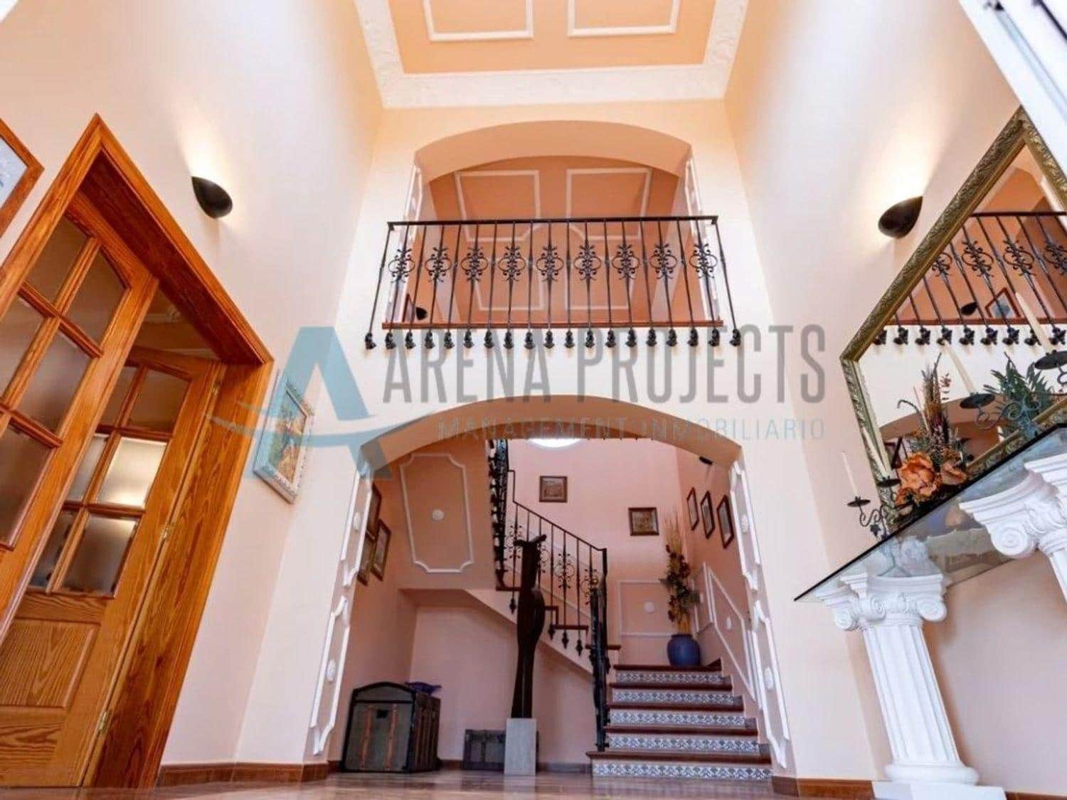 4 bedroom Villa for sale in Denia - € 749,000 (Ref: 8324850)