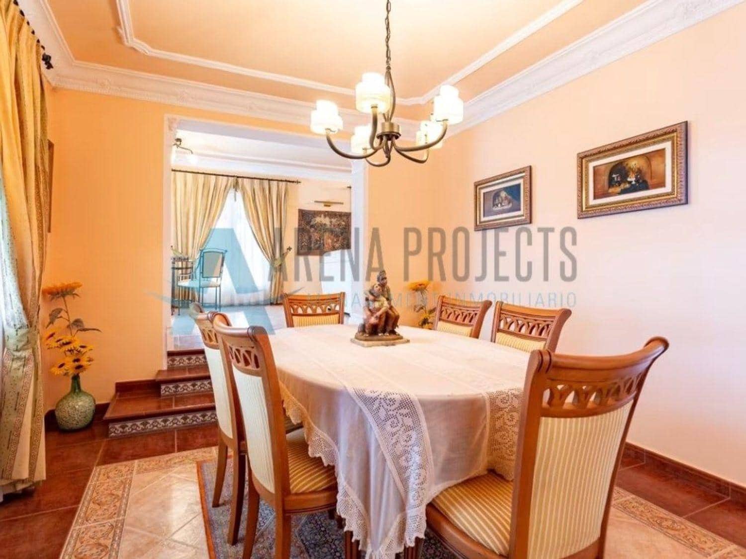 4 bedroom Villa for sale in Denia - € 749,000 (Ref: 8324850)