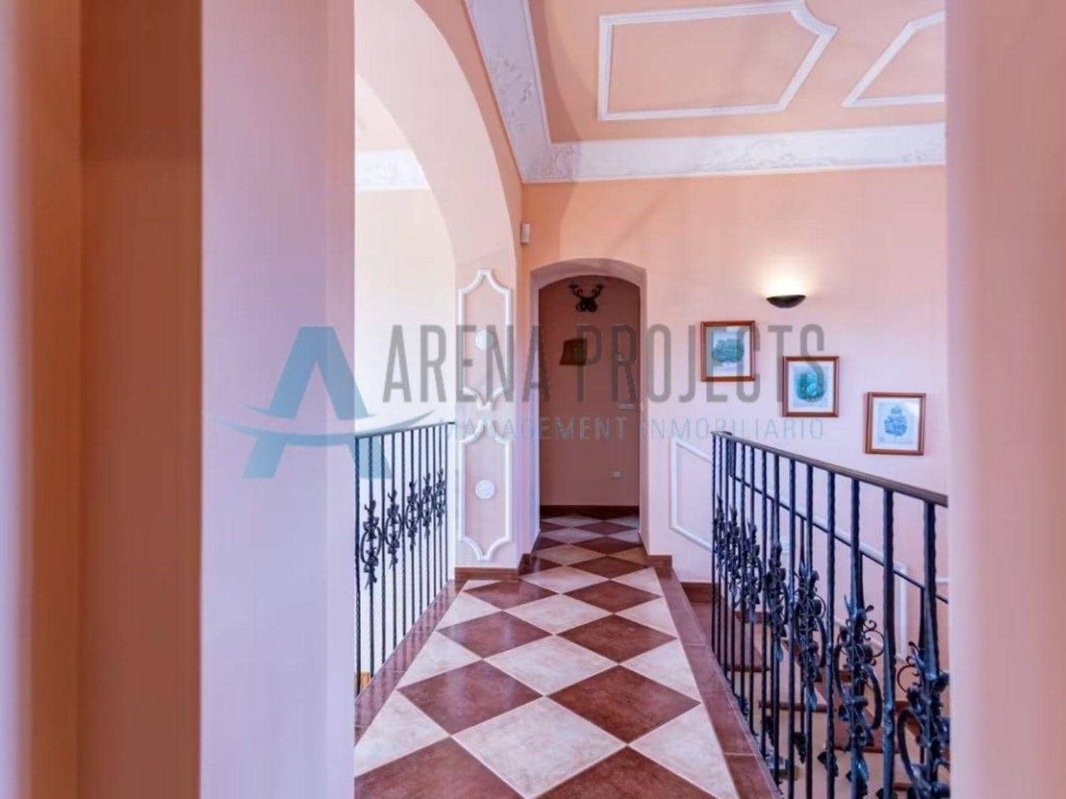 4 bedroom Villa for sale in Denia - € 749,000 (Ref: 8324850)