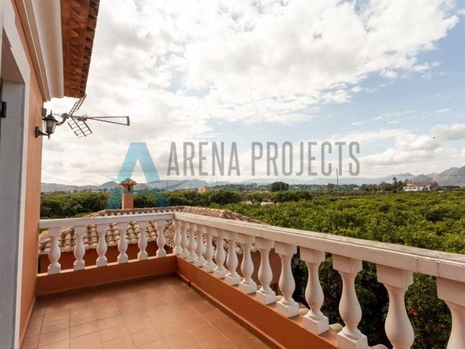 4 bedroom Villa for sale in Denia - € 749,000 (Ref: 8324850)