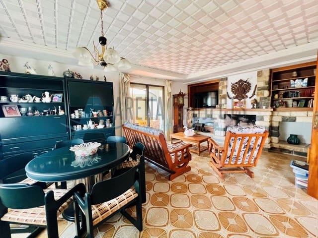 3 bedroom Villa for sale in Dénia - € 510,000 (Ref: 8499007)