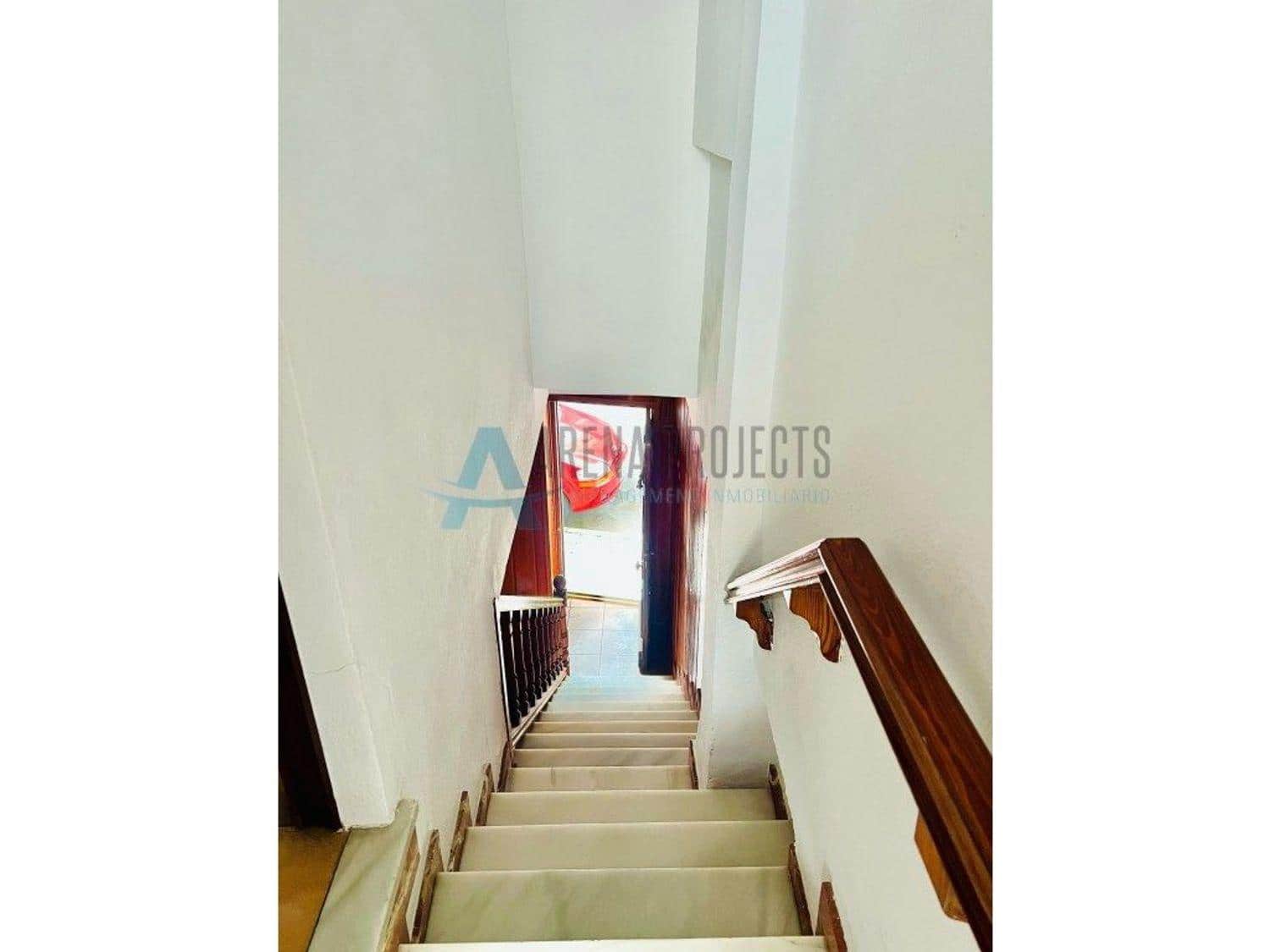 2 bedroom Townhouse for sale in Denia - € 190,000 (Ref: 8863133)