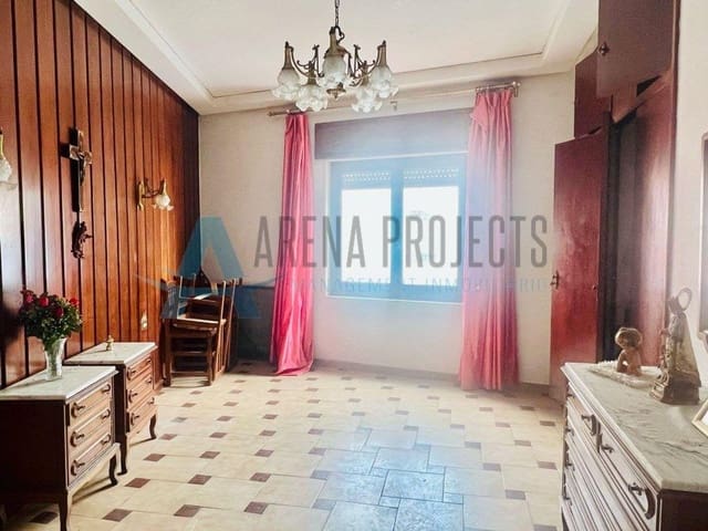 2 bedroom Townhouse for sale in Centro Urbano, Dénia - € 190,000 (Ref: 8863133)