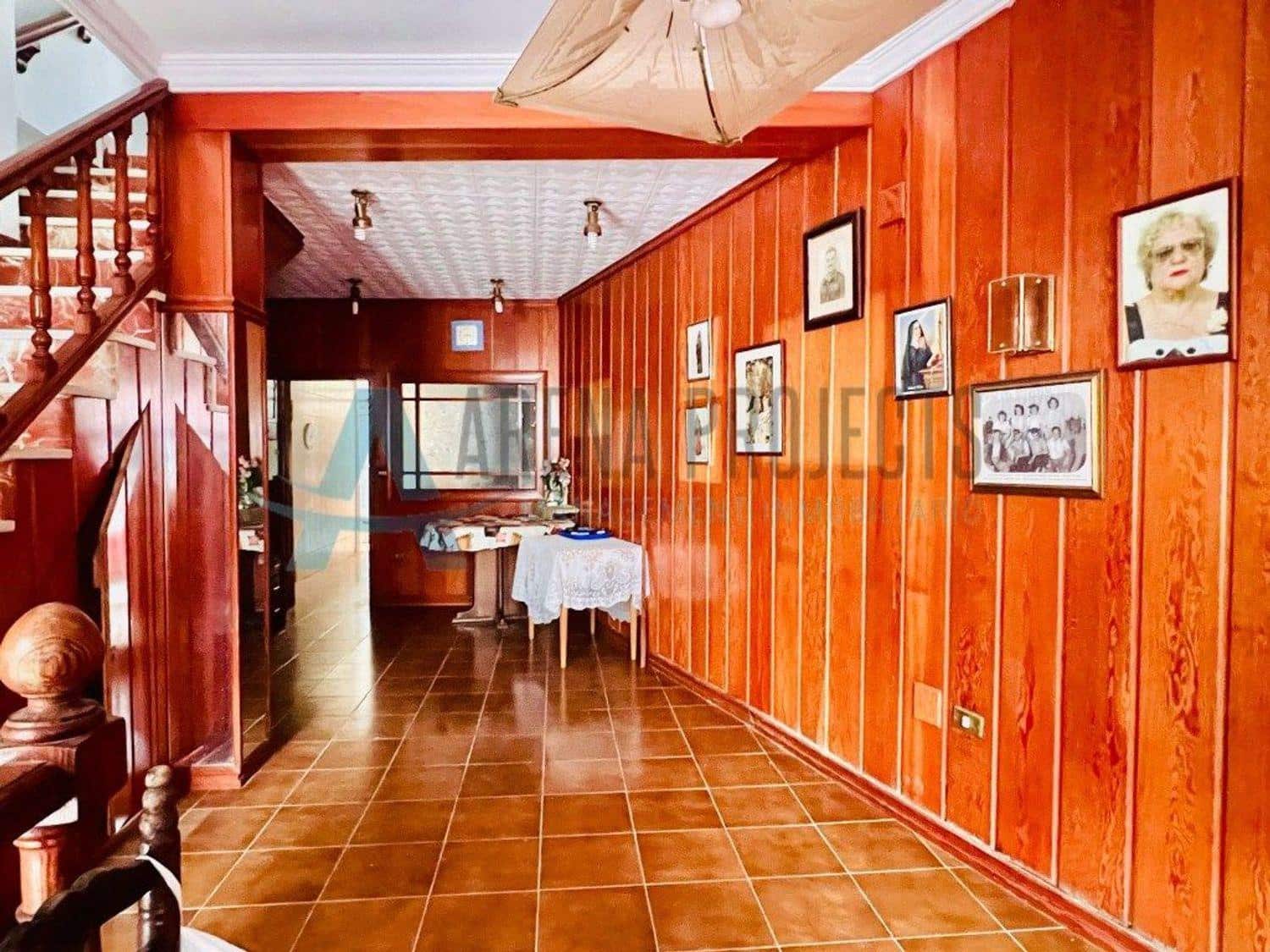 2 bedroom Townhouse for sale in Denia - € 190,000 (Ref: 8863133)