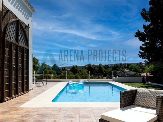 3 Zimmer Villa zu verkaufen in Dénia - 628.000 € (Ref: 8944306)