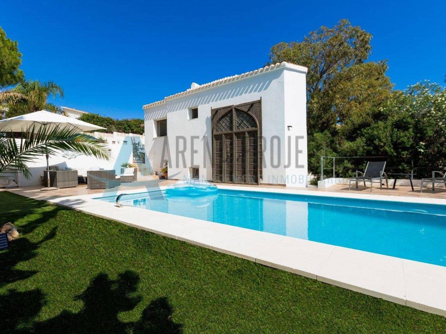 3 bedroom Villa for sale in Denia - € 628,000 (Ref: 8944306)