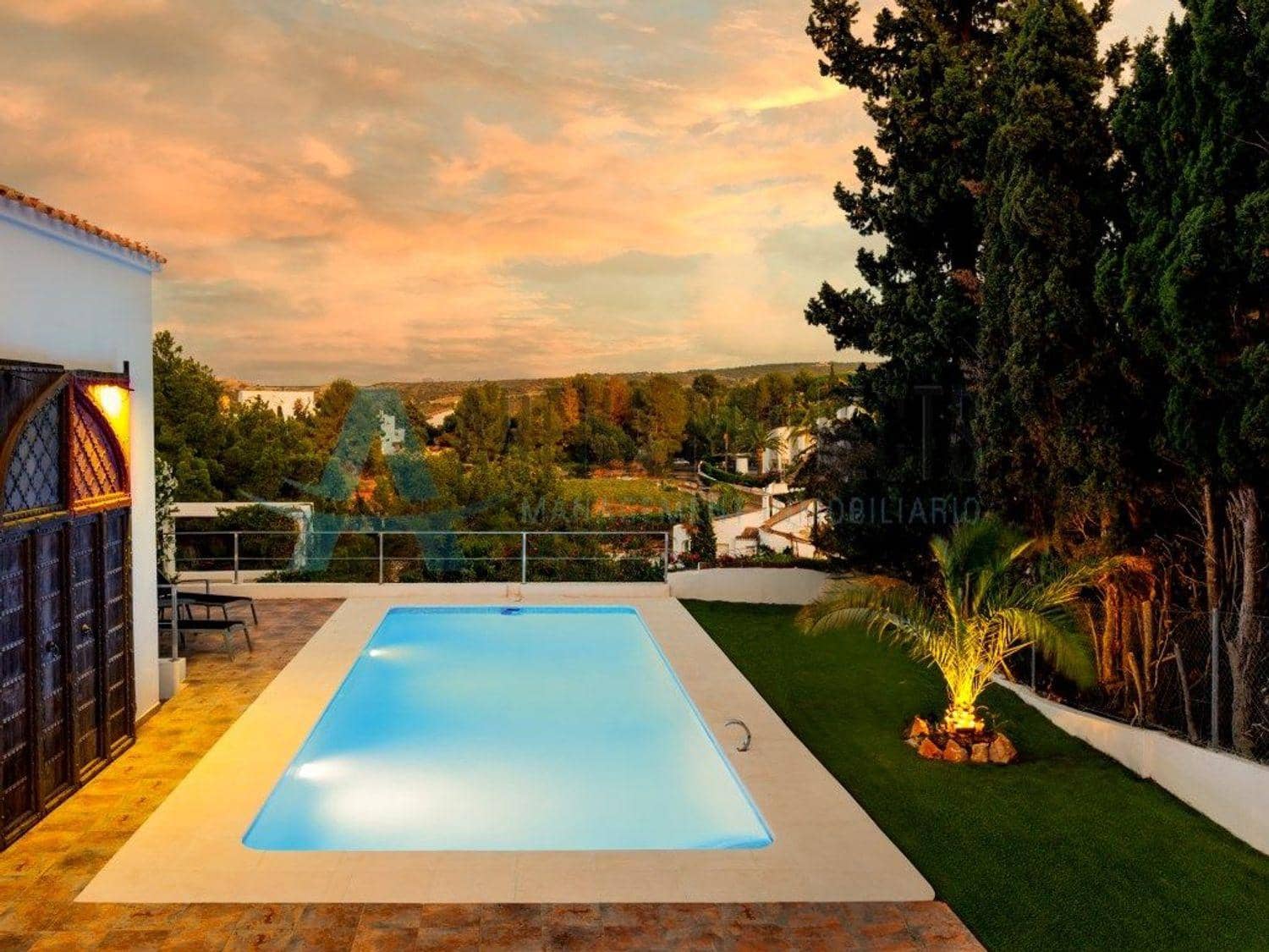 3 bedroom Villa for sale in Denia - € 628,000 (Ref: 8944306)