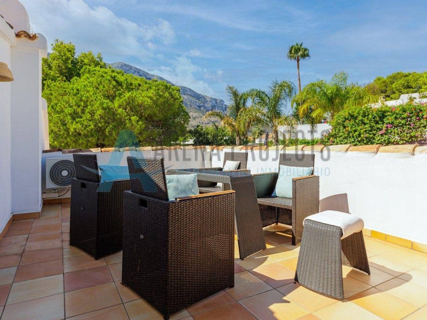 3 bedroom Villa for sale in Denia - € 628,000 (Ref: 8944306)