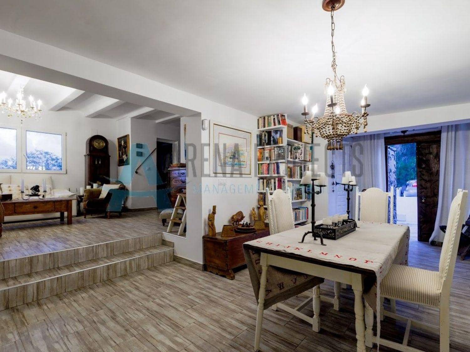 3 bedroom Villa for sale in Denia - € 628,000 (Ref: 8944306)