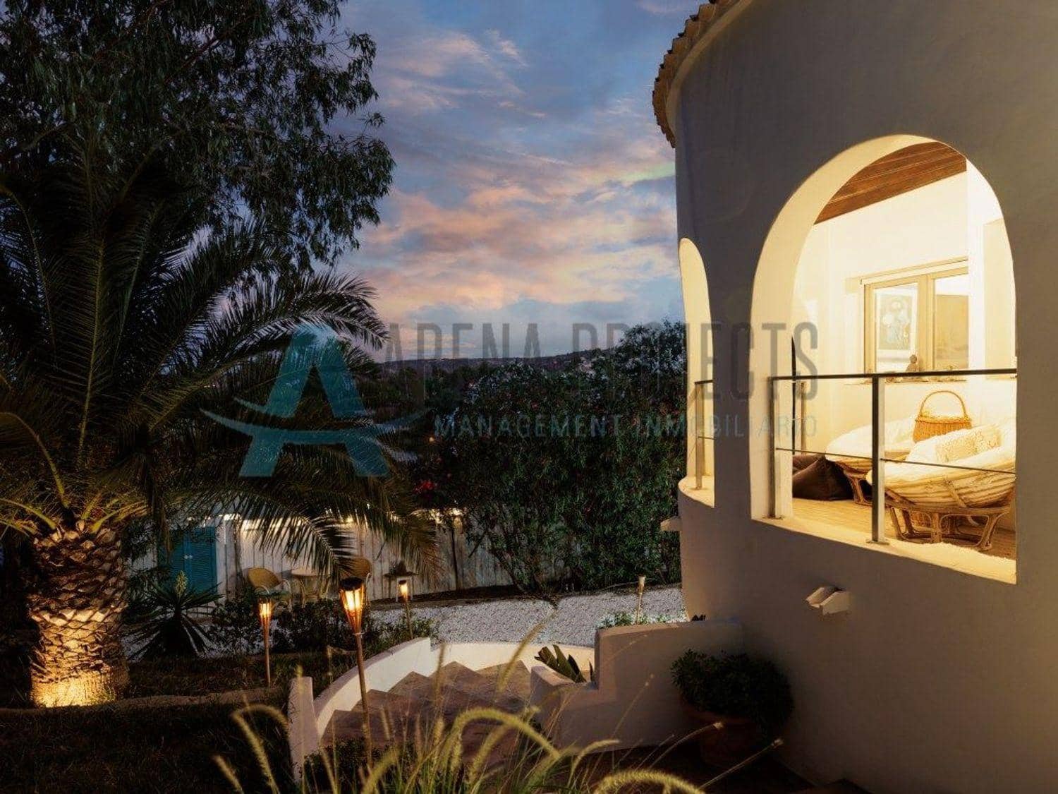 3 bedroom Villa for sale in Denia - € 628,000 (Ref: 8944306)